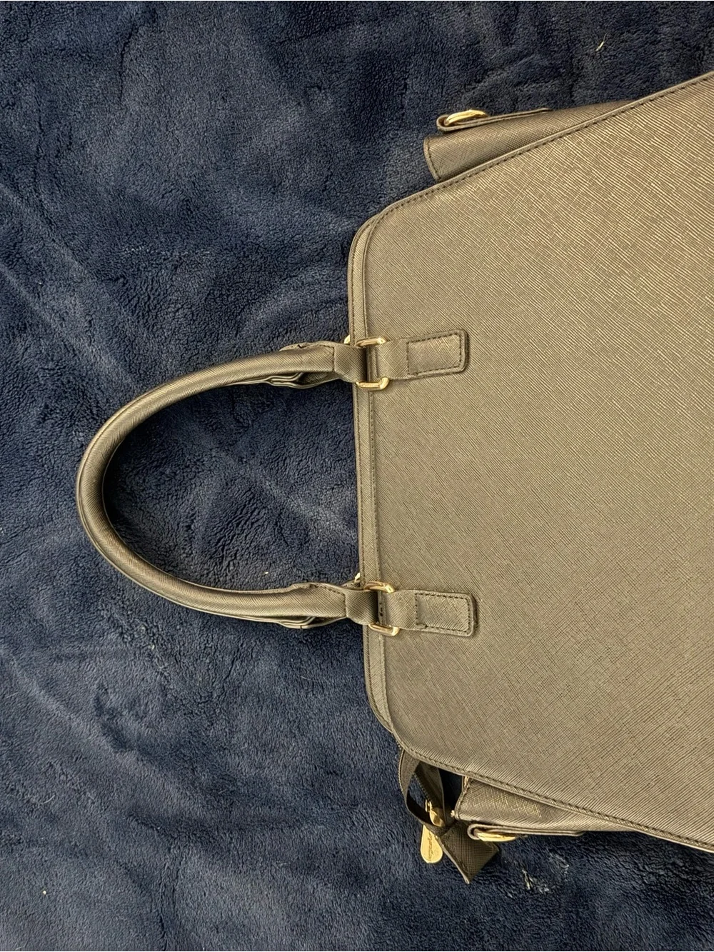 Sopervillton black satchel